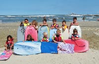 Corso di surf e windsurf per bambini e ragazzi con istruttori FIV qualificati IKO